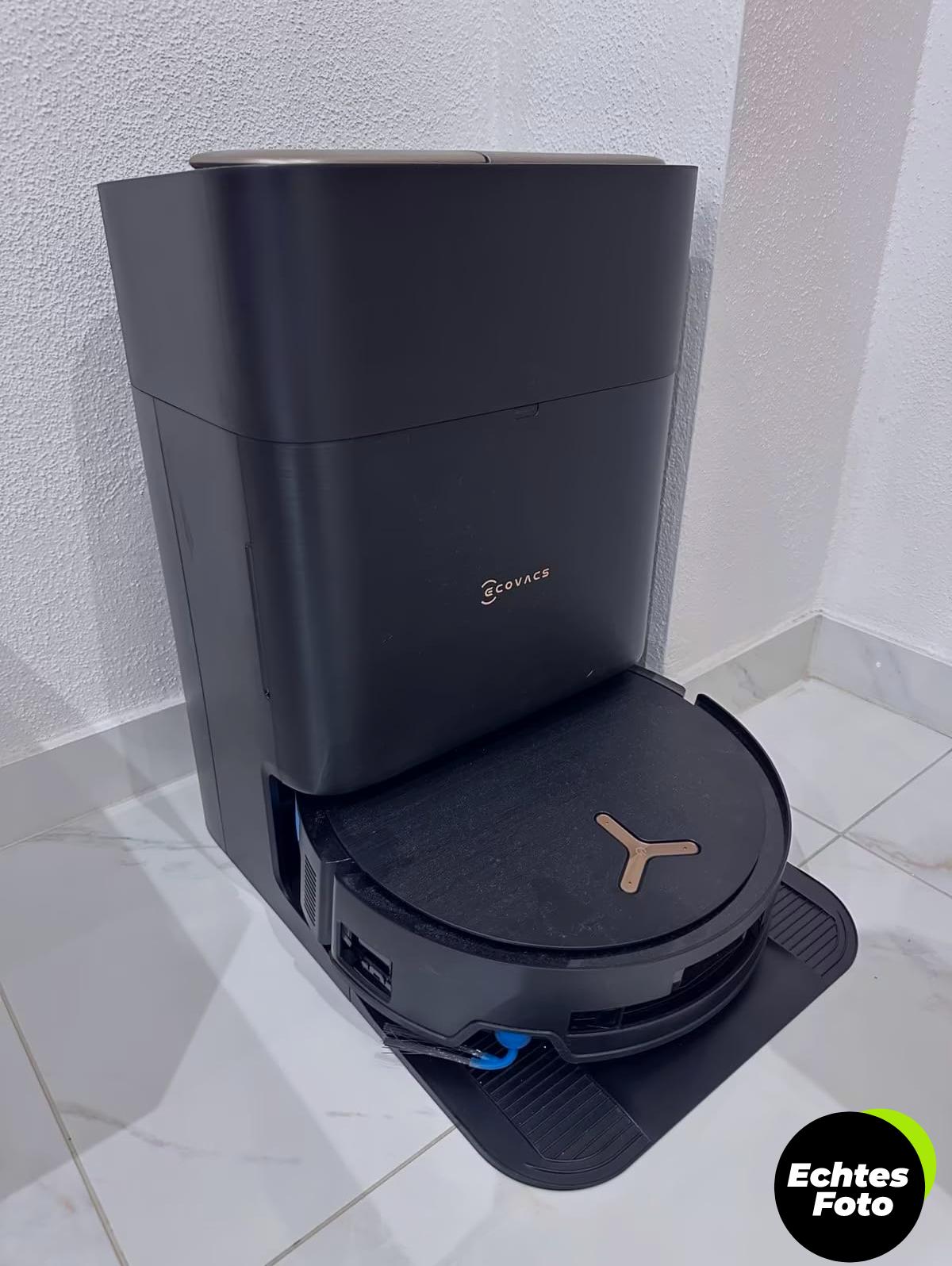 ecovacs-deebot-x9-pro-saugroboter-omnistation-foto-1