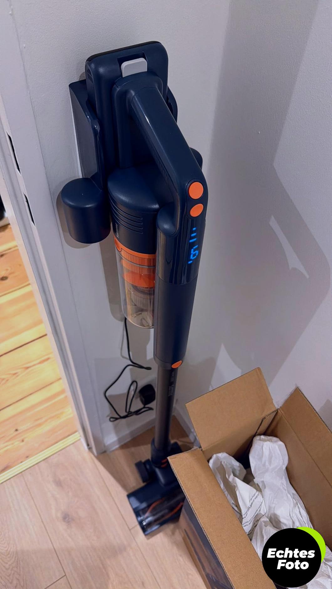philips-akku-staubsauger-aqua-7000-plus-xc7053-01-foto-1